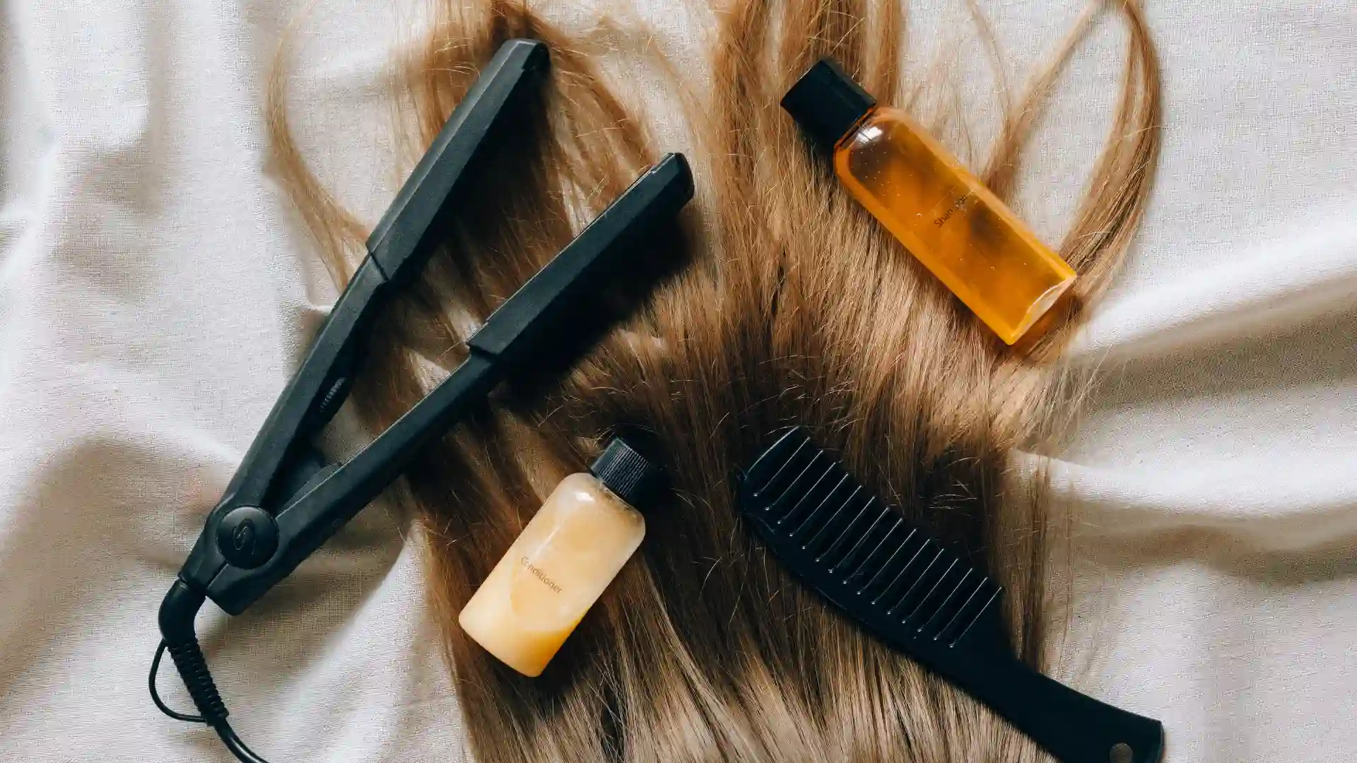 How to Fix Frizzy Hair_ Salon-Backed Ways to Smooth Hair in Humid Weather image 2